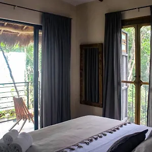 Bed & Breakfast Verdeamar Eco Jungle Retreat, Chemuyil